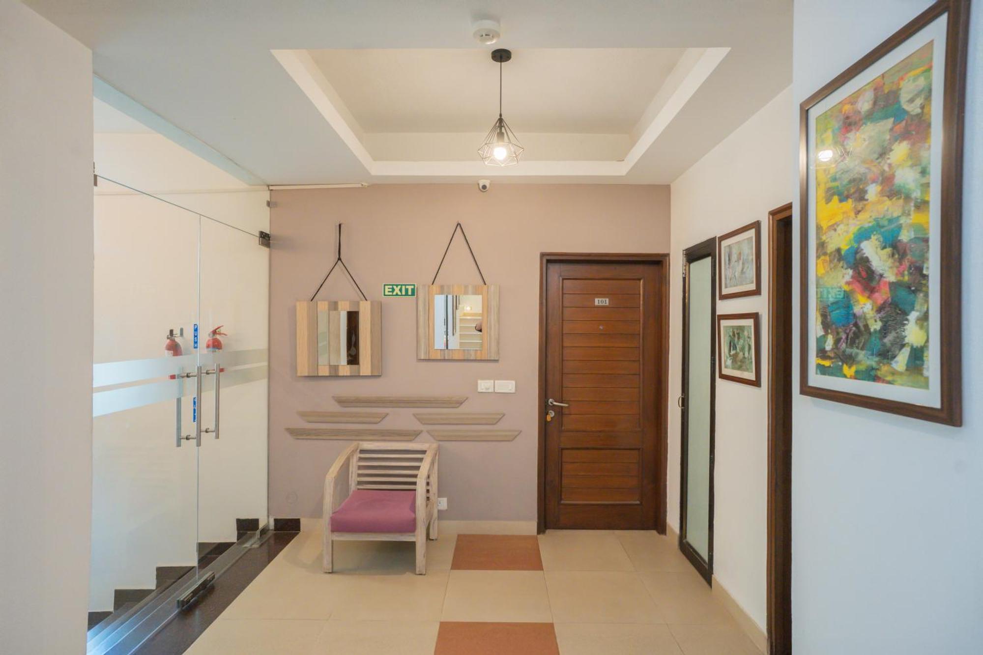 Ahuja Residency Parklane Hotel Gurgaon Luaran gambar