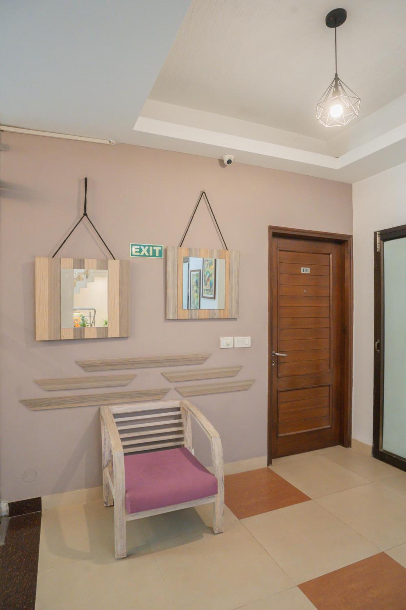 Ahuja Residency Parklane Hotel Gurgaon Luaran gambar