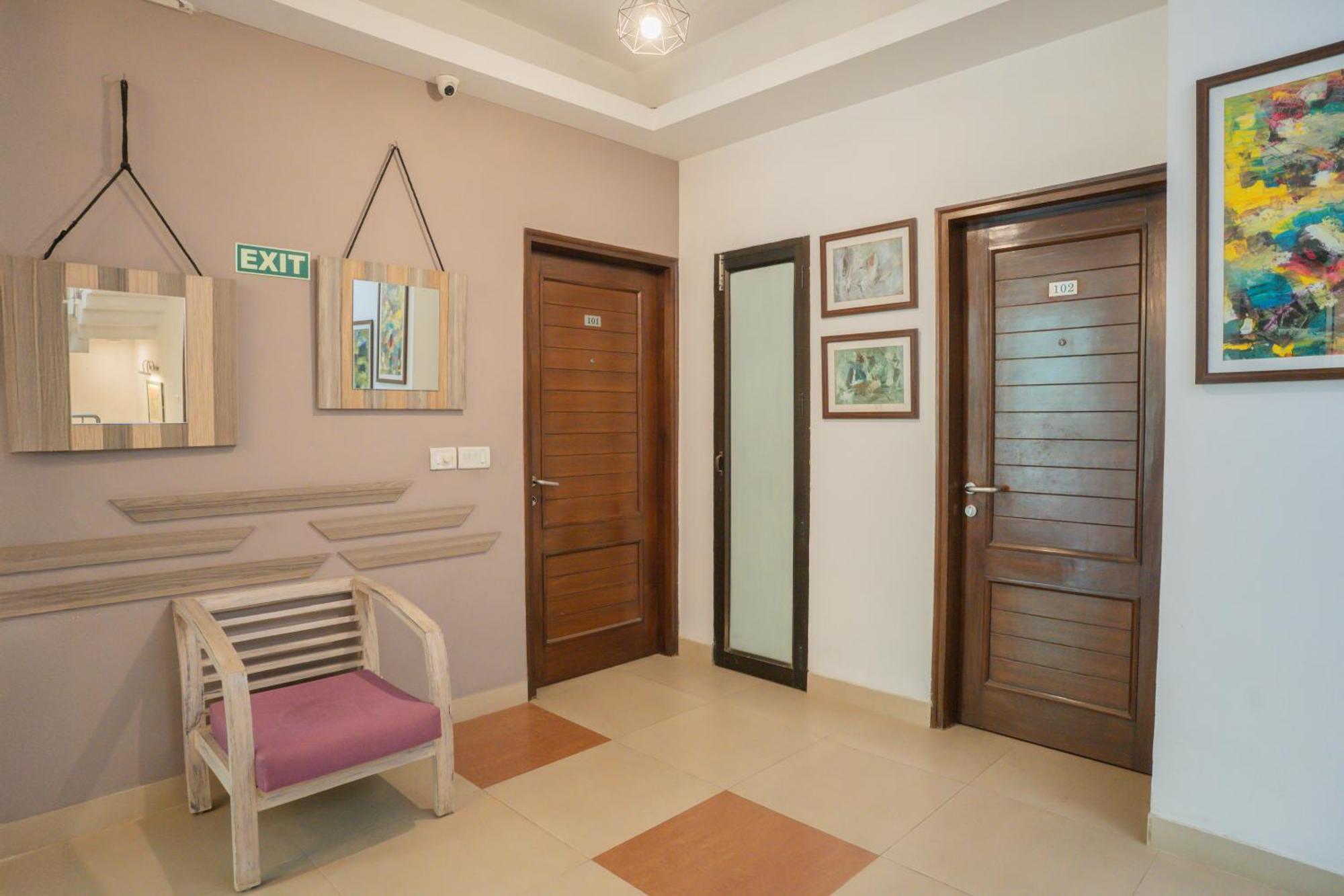 Ahuja Residency Parklane Hotel Gurgaon Luaran gambar