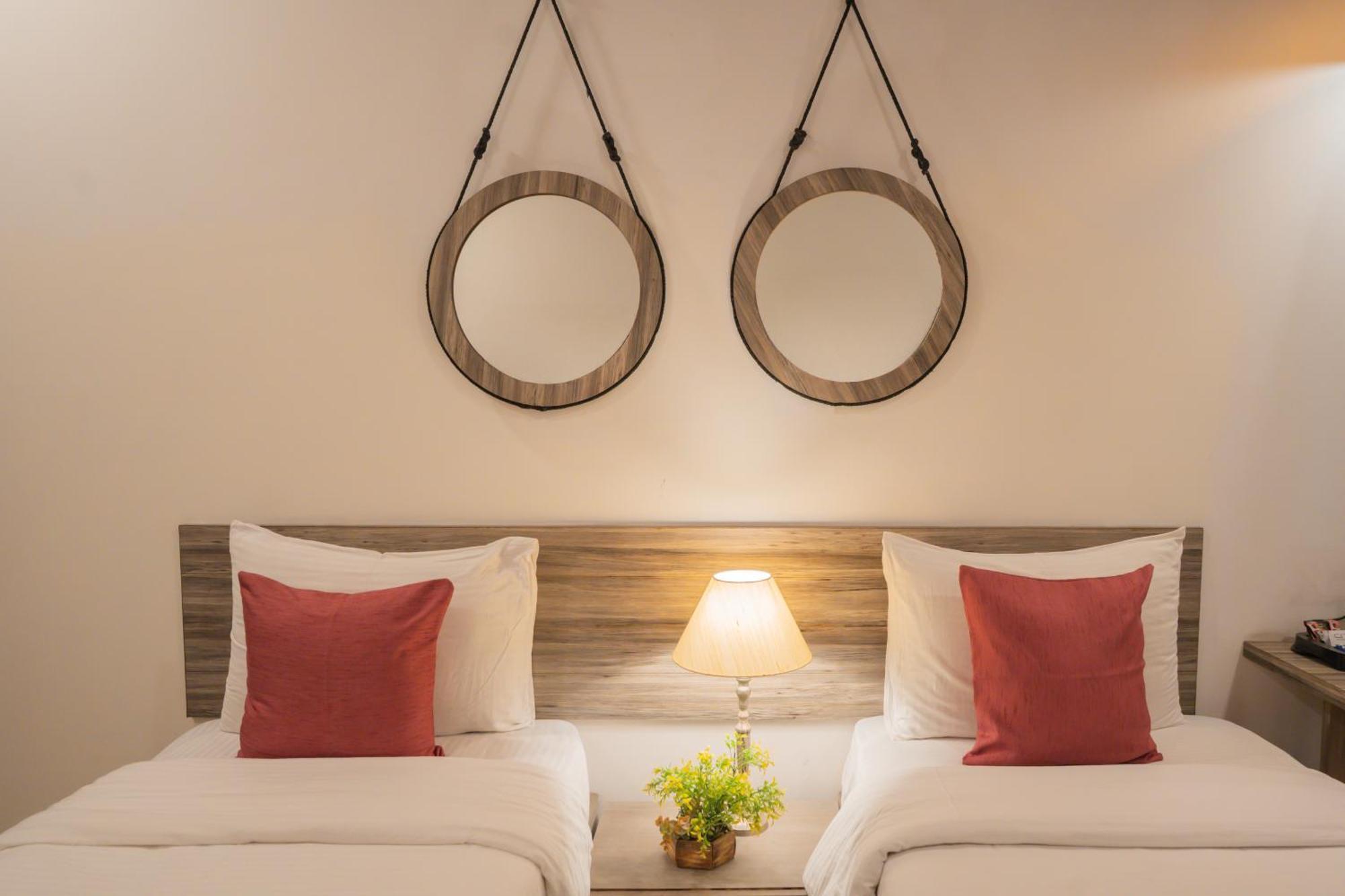 Ahuja Residency Parklane Hotel Gurgaon Luaran gambar