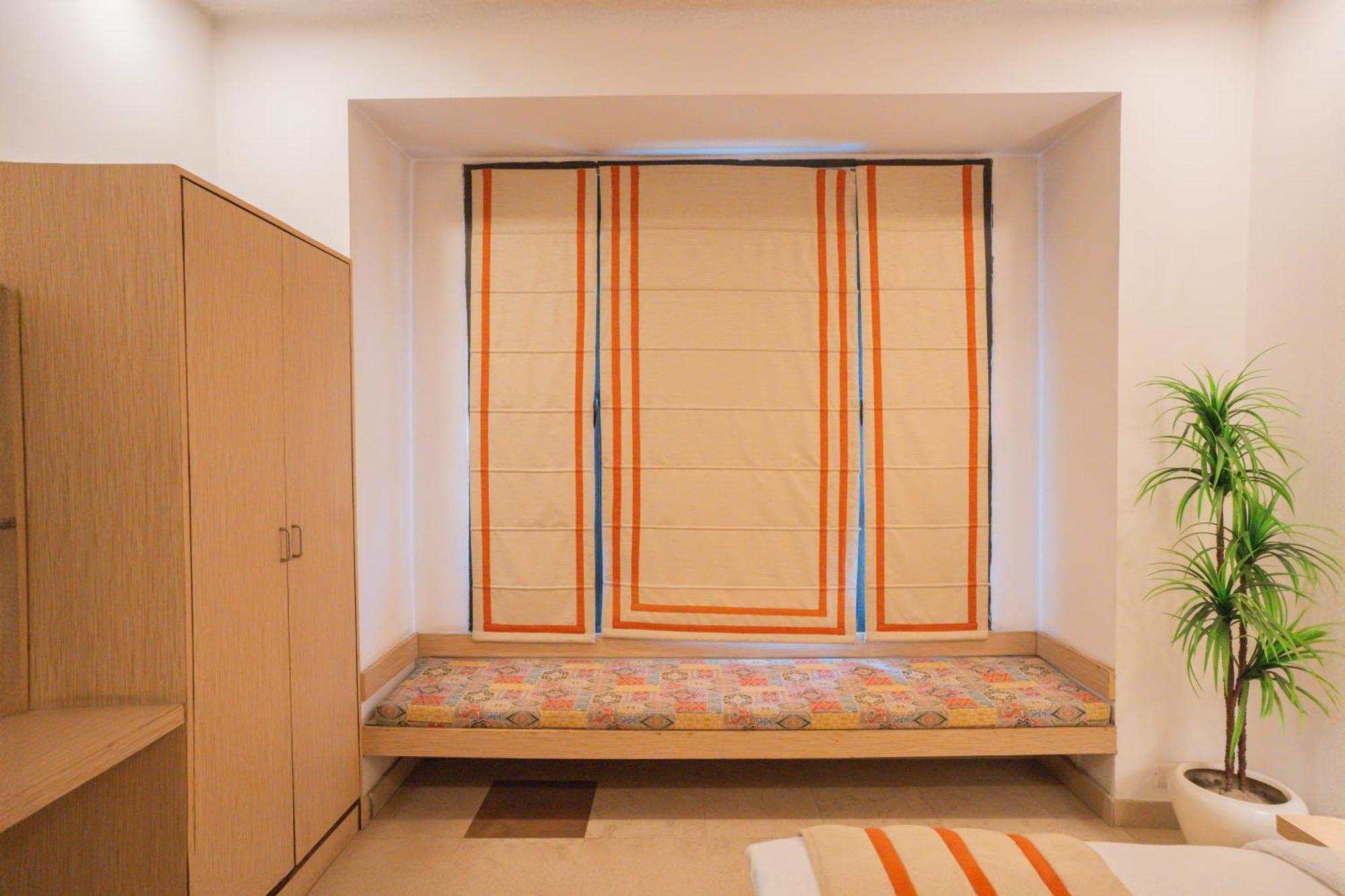 Ahuja Residency Parklane Hotel Gurgaon Luaran gambar